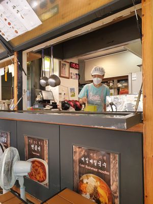 Nice staff at Maru JaYeonSik Kimbap in Seoul