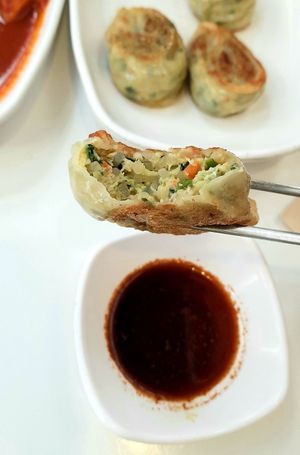 Fried Dumpling at Maru JaYeonSik Kimbap in Seoul