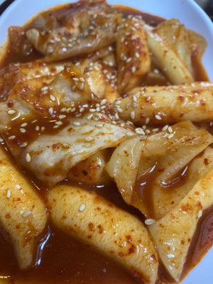 ttoekkbokki  at Maru JaYeonSik Kimbap in Seoul