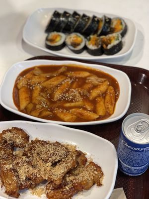 Another round of soy chicken, tteokbokki, and kimbab. LOVE  at Maru JaYeonSik Kimbap in Seoul