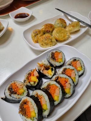  at Maru JaYeonSik Kimbap in Seoul