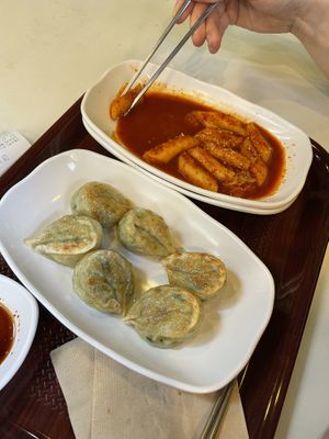 Fried dumplings   at Maru JaYeonSik Kimbap in Seoul