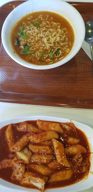  at Maru JaYeonSik Kimbap in Seoul