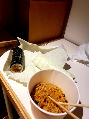  at Maru JaYeonSik Kimbap in Seoul