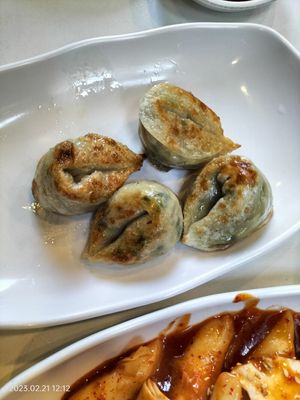 Missing  two dumplings, I ate a them . at Maru JaYeonSik Kimbap in Seoul