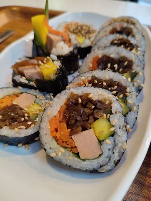 Gimbab at Maru JaYeonSik Kimbap in Seoul