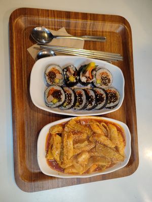  at Maru JaYeonSik Kimbap in Seoul