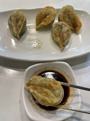 Dumplings  at Maru JaYeonSik Kimbap in Seoul