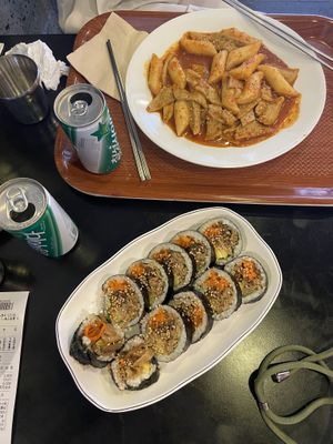 Tteokbokki and fried tofu kimbap  at Maru JaYeonSik Kimbap in Seoul