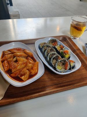  at Maru JaYeonSik Kimbap in Seoul