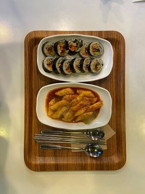  at Maru JaYeonSik Kimbap in Seoul