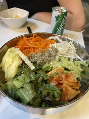   at Maru JaYeonSik Kimbap in Seoul