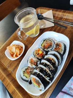 Fried tofu kimbap with hot lemon tea at Maru JaYeonSik Kimbap in Seoul