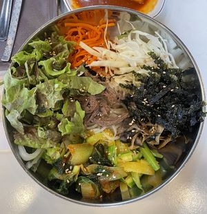   at Maru JaYeonSik Kimbap in Seoul