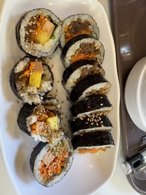 Gimbap con prosciutto di soia   at Maru JaYeonSik Kimbap in Seoul
