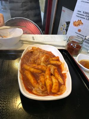 Tteokbokki at Maru JaYeonSik Kimbap in Seoul