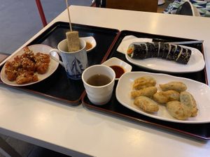 Eat big at Maru JaYeonSik Kimbap in Seoul