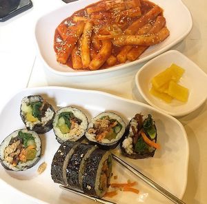 Tasty lunch!! at Maru JaYeonSik Kimbap in Seoul