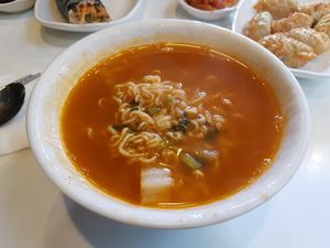 Ramen at Maru JaYeonSik Kimbap in Seoul