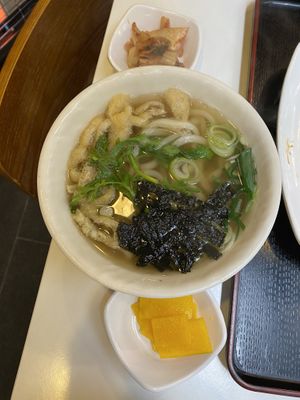 Udon noodles at Maru JaYeonSik Kimbap in Seoul
