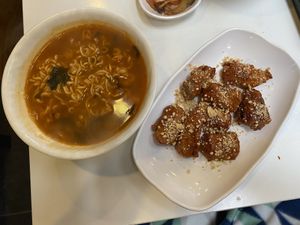 Soy fried “chicken” and ramen at Maru JaYeonSik Kimbap in Seoul