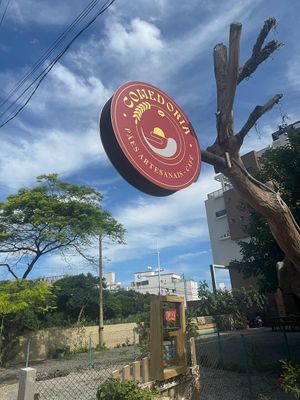 Pertinho da praia at Comedoria in Bombinhas