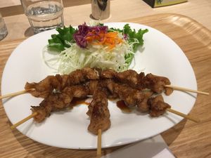 Vegan stickroast chicken (perfectly seasoned!) at NRT - T's Tantan - T2 in Narita