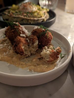  at Comune in Columbus