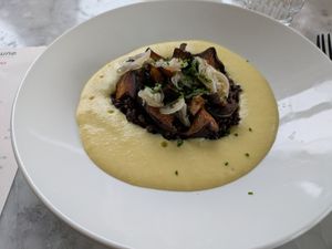  at Comune in Columbus