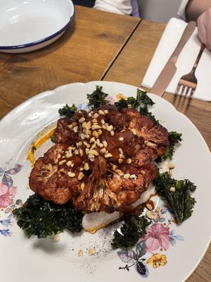 Tandoori cauliflower  at Veganda in Warsaw