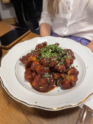 KFC cauliflower  at Veganda in Warsaw