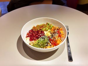 Sweet potato poke at Hitzberger - Bahnhof Hardbrücke in Zurich