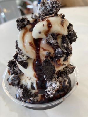 Soft serve with chocolate sauce and cookie crumbled at VegOut in Bethlehem
