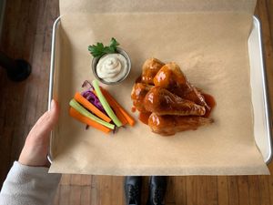 Wings at VegOut in Bethlehem