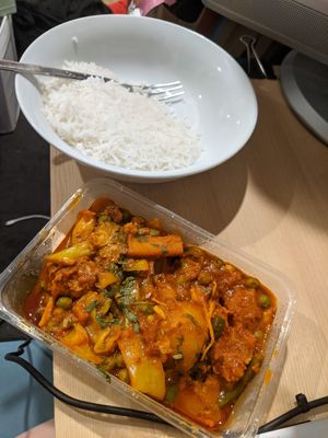 Vindaloo which i requested to be vegan 😊 (ask for veg vindaloo with no paneer) at The Hungry Buddha in Belconnen