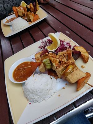 Tofuspieße at Vegan Village in Hannover