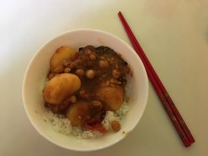 Example of buffet food: Potato curry with chickpeas at Vegan Village in Hannover