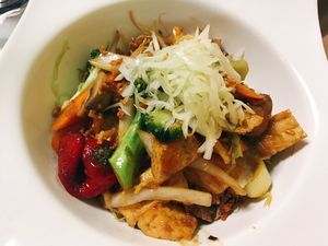 korea-noodles with tofu & vegetables at Vegan Village in Hannover