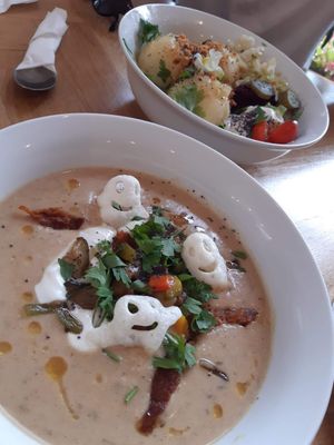 Cream of potatoes at House of Seitan in Gdansk