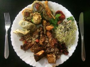 I visited Yan Shan Zay on my vegan pilgrimage through Belo Horizonte (read more about that here: http://www.budgetbucketlist.com/belo-horizonte.html)  at Yan Shan Zay in Belo Horizonte