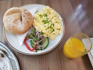 My friend's plate, eggs & GF bread at Grüner Salon in Vienna