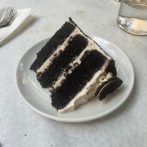 cookies n creme cake at handlebar at Pie Pie My Darling in Chicago