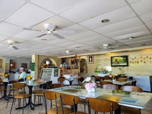 Phoenix Loving Hut at Loving Hut in Phoenix