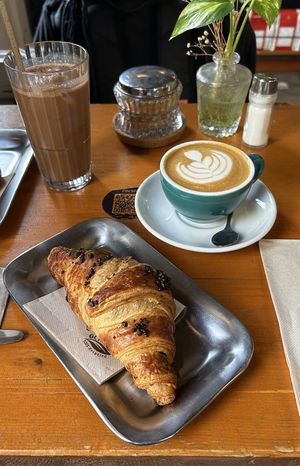 Iced Mocca and Flat White with Oat Milk, Chocolate Croissant  at Mama Carmen's in Mallorca