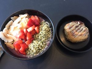 Açai bowl and cinnamon bun  at Mora Mora -  Insurgentes Sur in Mexico City