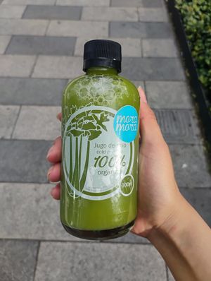 jugo de apio cold pressed at Mora Mora -  Insurgentes Sur in Mexico City