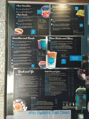 Muchas opciones  at Mora Mora -  Insurgentes Sur in Mexico City