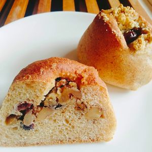 Apple Berry Crumble Bread at Pain de BRUN in Tokyo