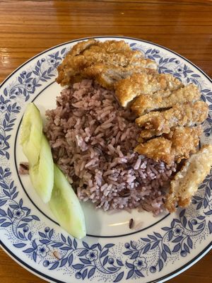 mock chicken on rice  at Chew Xin Jai in Pai