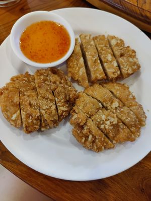 Faux chicken at Chew Xin Jai in Pai